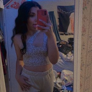 Meet your Posher, Skylar